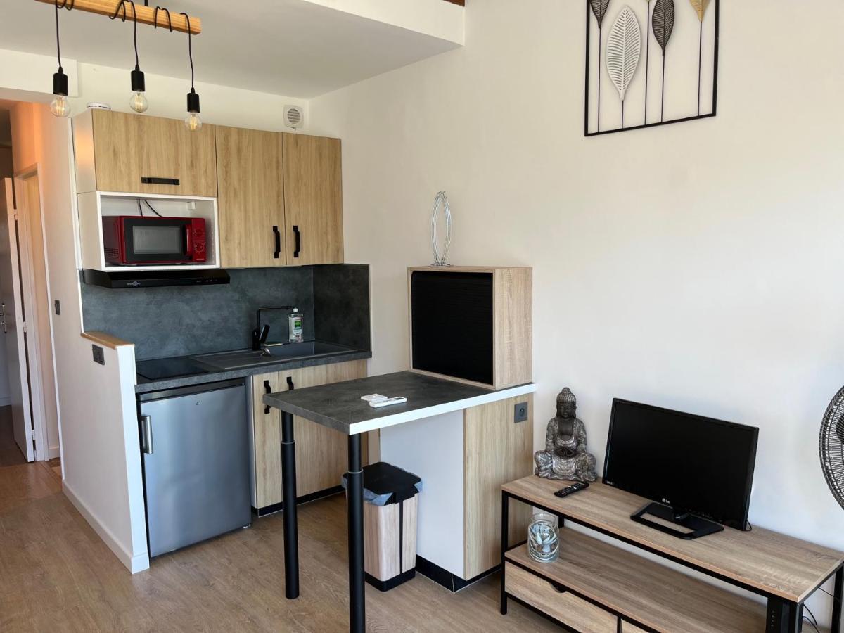 Appartement Hyeres - Costebelle Duplex Vue Mer Balcon Residence Privee Parking - Marie Caroline Dış mekan fotoğraf